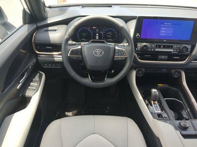 2026 Toyota GRAND HIGHLANDER HEV MAX Platinum