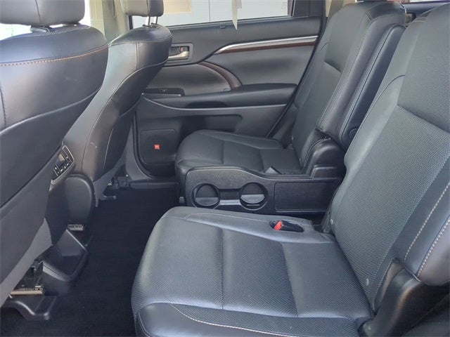 2015 Toyota HIGHLANDER Limited Platinum V6