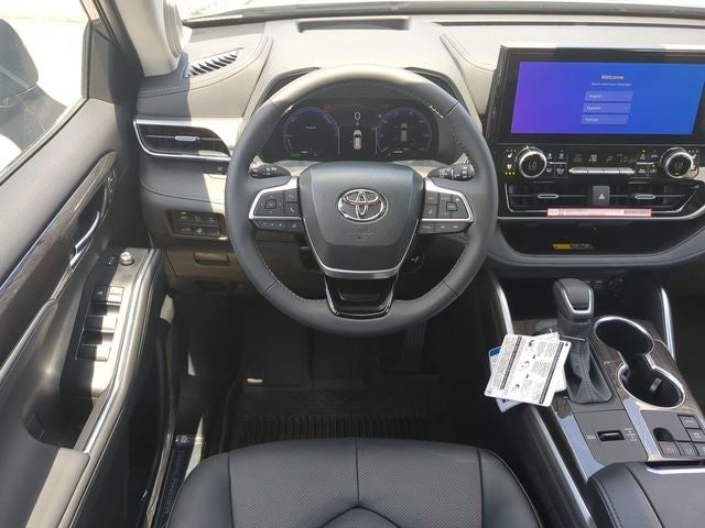 2026 Toyota Highlander Hybrid Hybrid Platinum