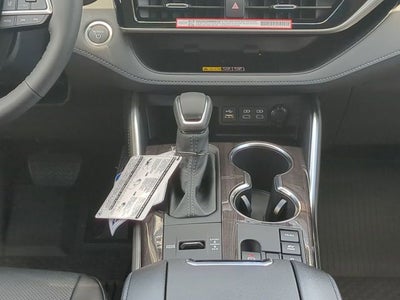 2026 Toyota Highlander Hybrid Hybrid Platinum