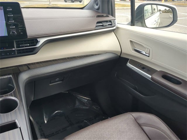 2022 Toyota SIENNA PLATINUM Platinum 7 Passenger