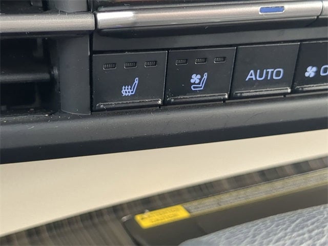 2022 Toyota SIENNA PLATINUM Platinum 7 Passenger