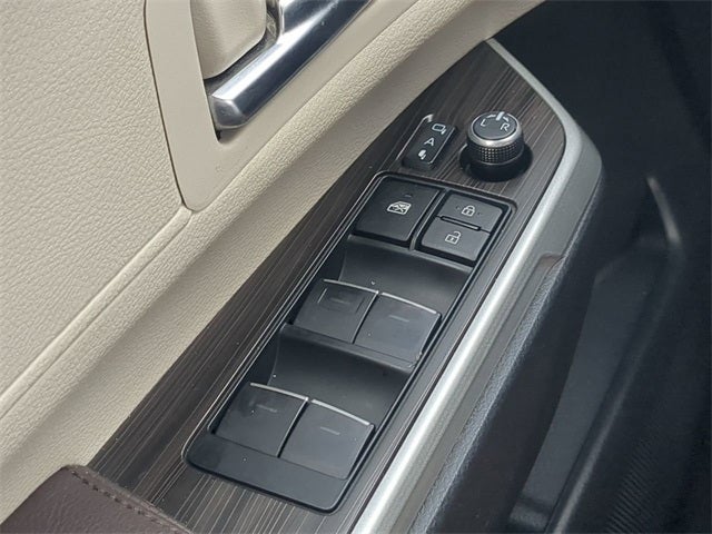 2022 Toyota SIENNA PLATINUM Platinum 7 Passenger