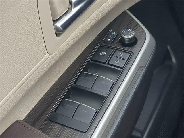 2022 Toyota SIENNA PLATINUM Platinum 7 Passenger