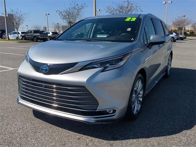 2023 Toyota SIENNA PLATINUM Platinum 7 Passenger