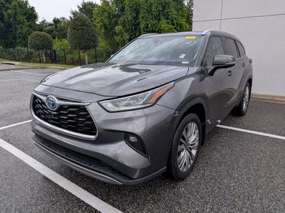 2024 Toyota Highlander Hybrid Platinum