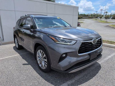 2022 Toyota Highlander Platinum