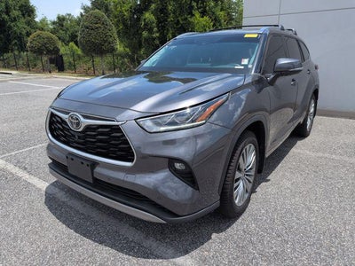 2022 Toyota Highlander Platinum