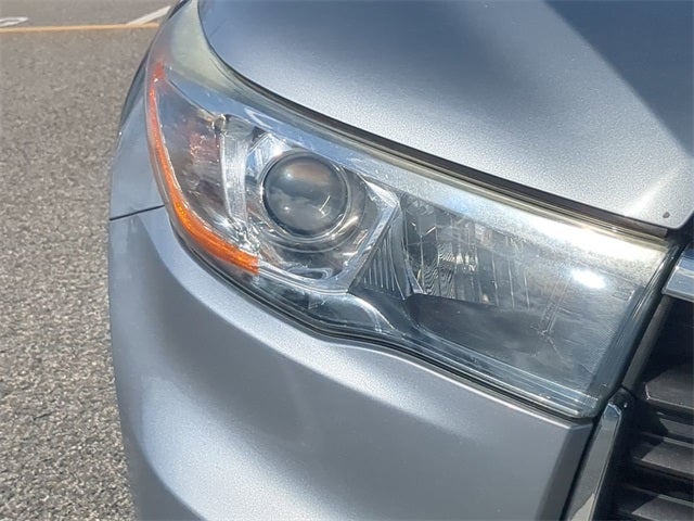 2016 Toyota HIGHLANDER XLE V6