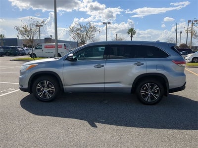 2016 Toyota HIGHLANDER XLE V6