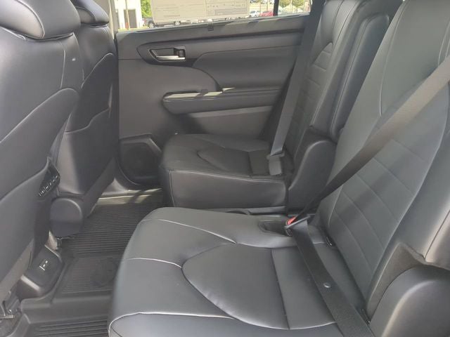 2026 Toyota Highlander Hybrid Hybrid XLE