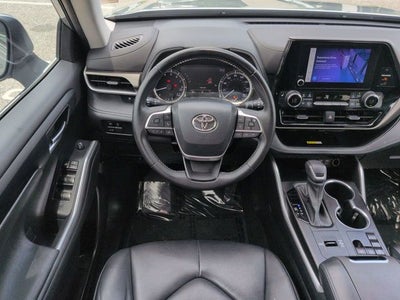 2023 Toyota Highlander XLE