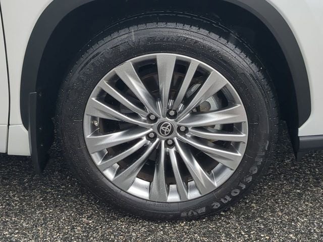 2024 Toyota HIGHLANDER Platinum
