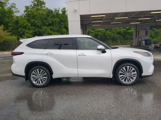 2024 Toyota HIGHLANDER Platinum
