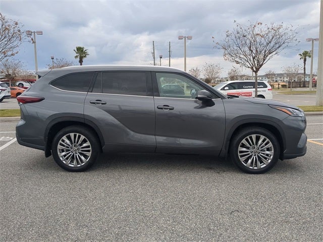 2024 Toyota HIGHLANDER Platinum