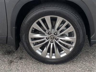 2024 Toyota HIGHLANDER Platinum