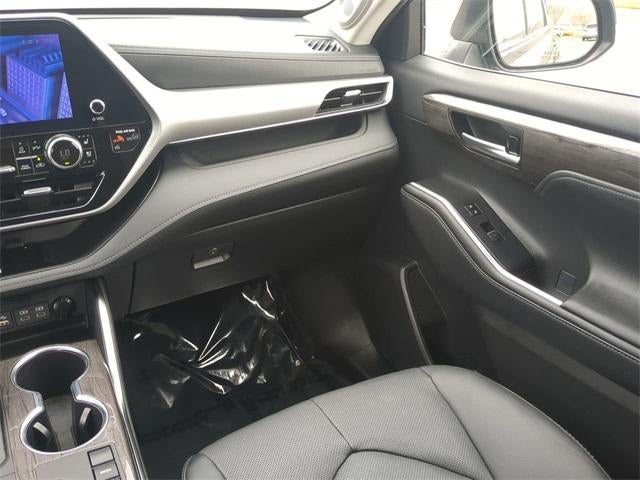 2024 Toyota HIGHLANDER Platinum