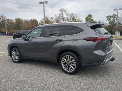 2024 Toyota HIGHLANDER Platinum