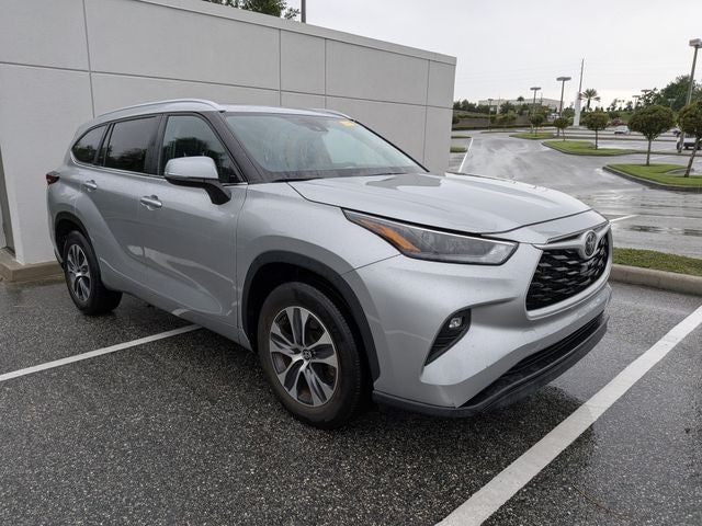 2024 Toyota Highlander XLE