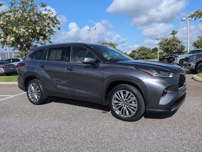 2023 Toyota HIGHLANDER Platinum