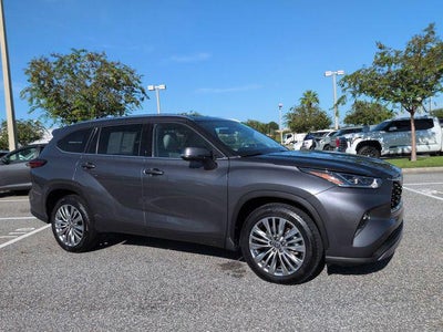 2023 Toyota Highlander Platinum