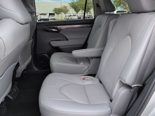 2024 Toyota Highlander Limited