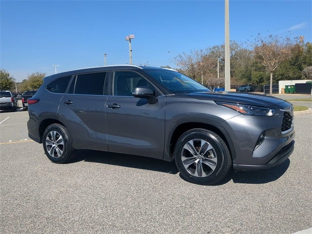 2023 Toyota HIGHLANDER L