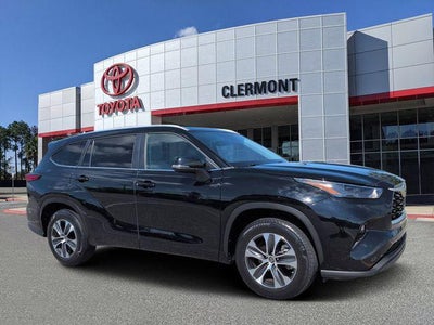 2023 Toyota Highlander XLE
