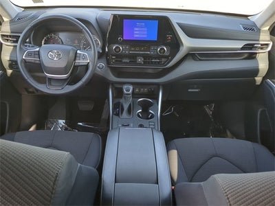 2023 Toyota HIGHLANDER LE