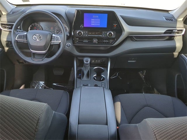 2023 Toyota HIGHLANDER LE