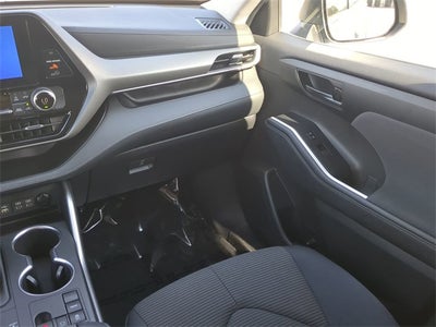 2023 Toyota HIGHLANDER LE