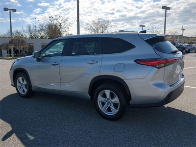 2023 Toyota HIGHLANDER LE