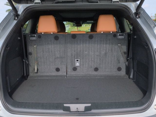2024 Toyota Highlander Platinum