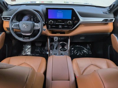 2024 Toyota Highlander Platinum
