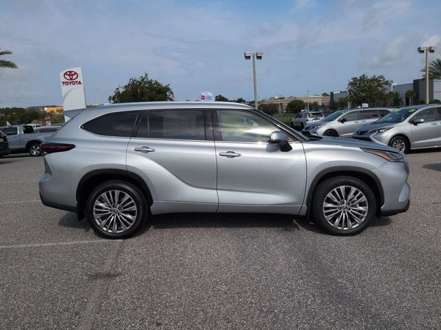 2024 Toyota Highlander Platinum