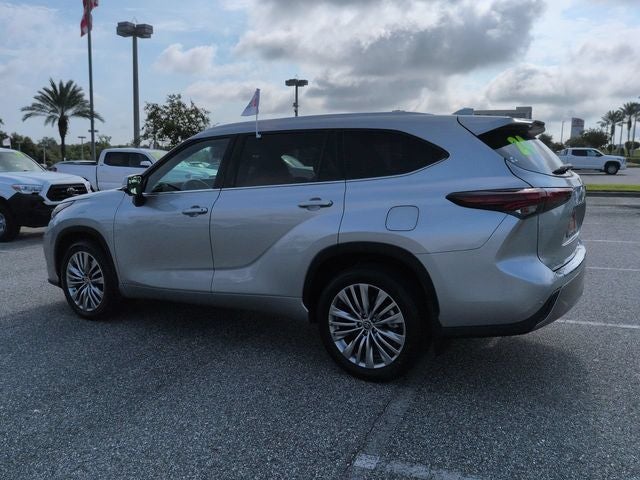 2024 Toyota Highlander Platinum