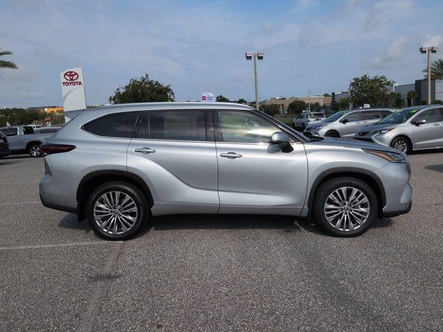2024 Toyota Highlander Platinum