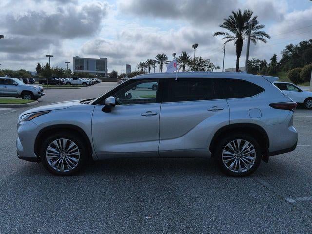 2024 Toyota Highlander Platinum