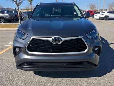 2025 Toyota HIGHLANDER XLE