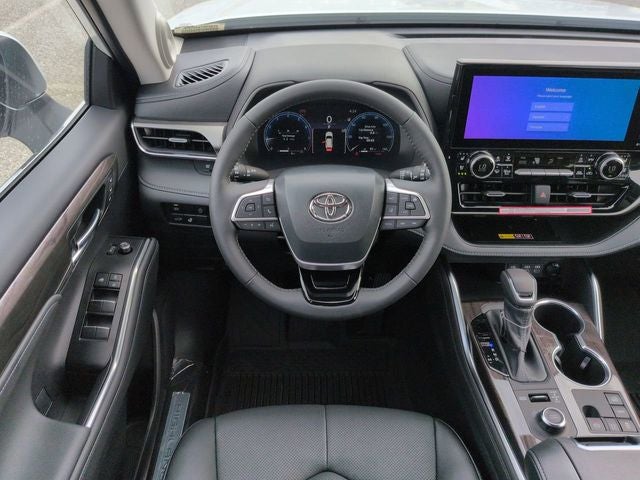 2026 Toyota Highlander Limited