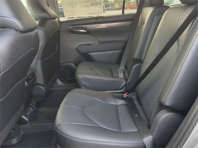 2026 Toyota Highlander Limited