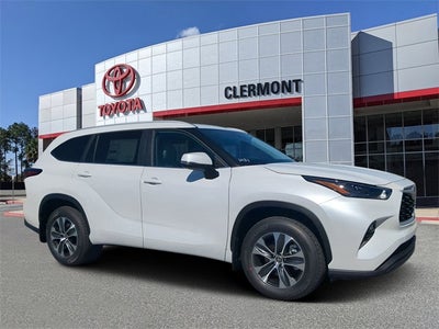 2026 Toyota Highlander XLE