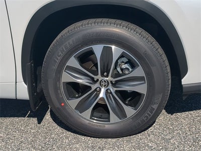 2026 Toyota Highlander XLE