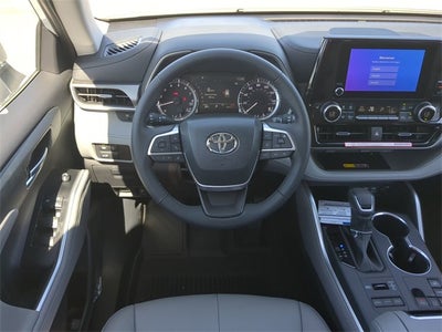 2026 Toyota Highlander XLE