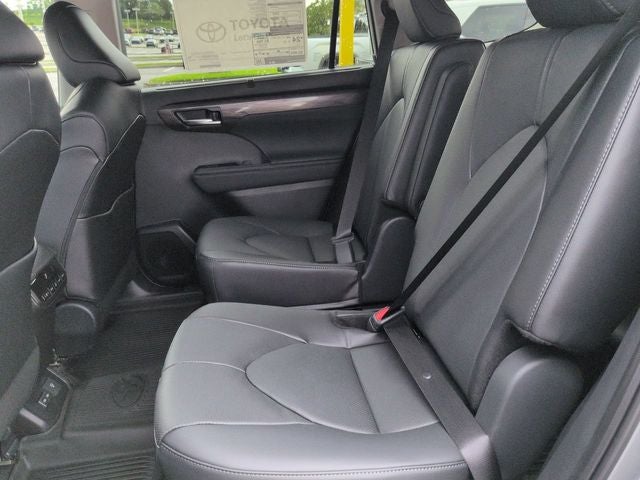 2026 Toyota Highlander Limited