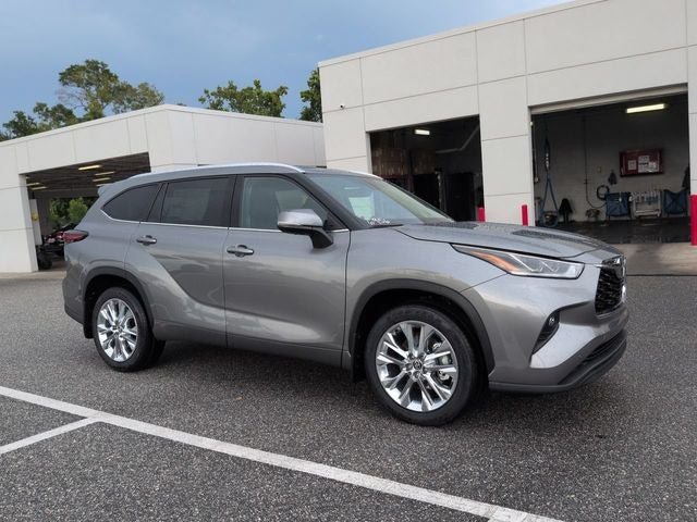 2026 Toyota Highlander Limited