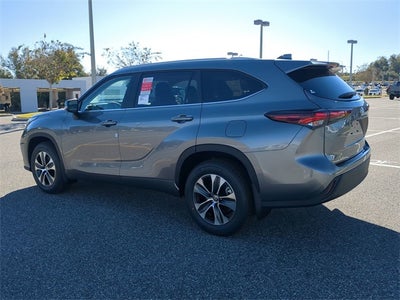 2026 Toyota Highlander XLE