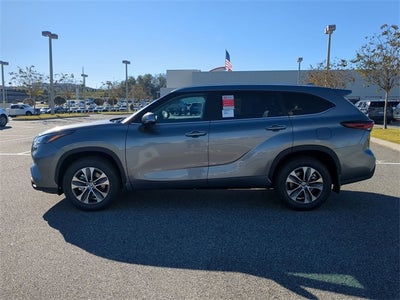 2026 Toyota Highlander XLE