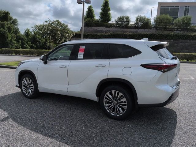 2026 Toyota Highlander Platinum