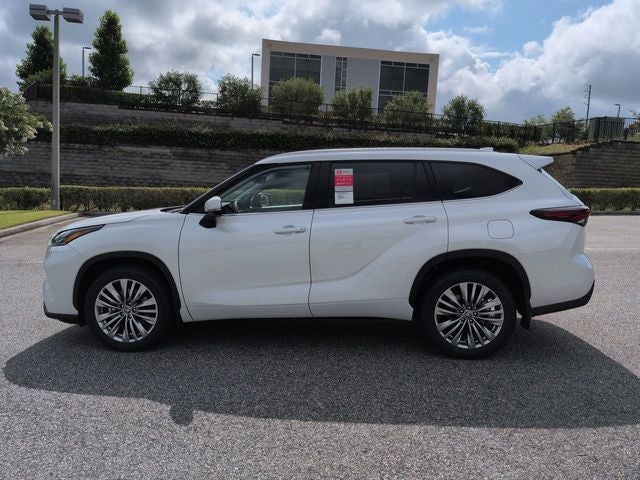 2026 Toyota Highlander Platinum
